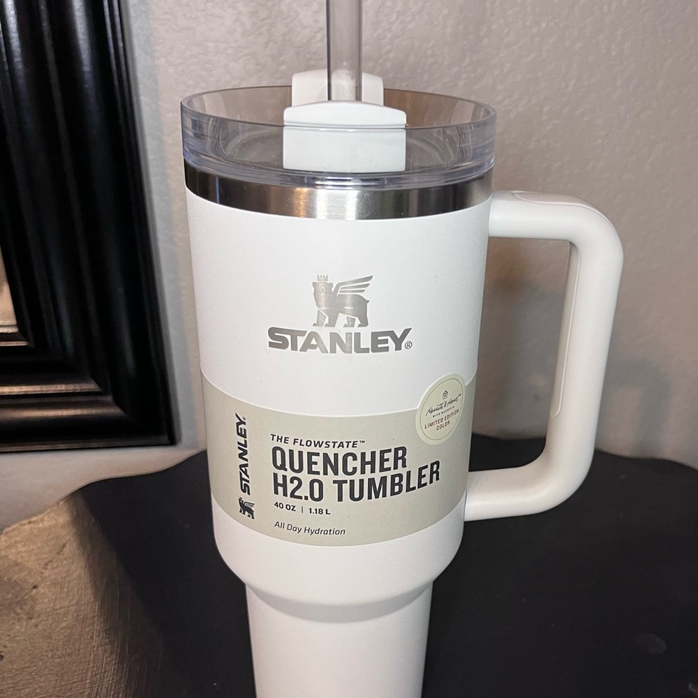 COPY - 40 oz Stanley Hearth and Hand limited edition- Sour Cream